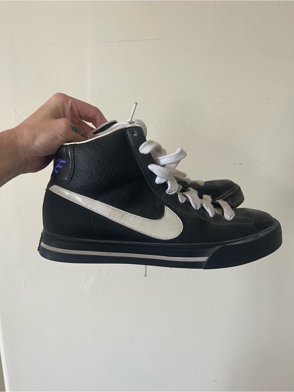 Nike sweet classic Hi-Top Sneakers black blue